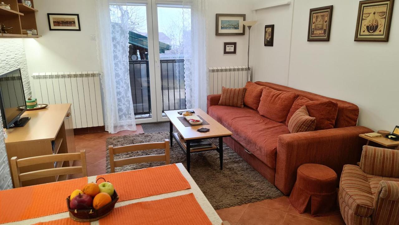 Apartment Akacija Gardens Belgrade Exterior photo