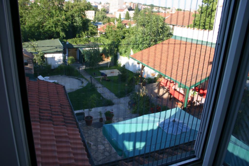 Apartment Akacija Gardens Belgrade Exterior photo